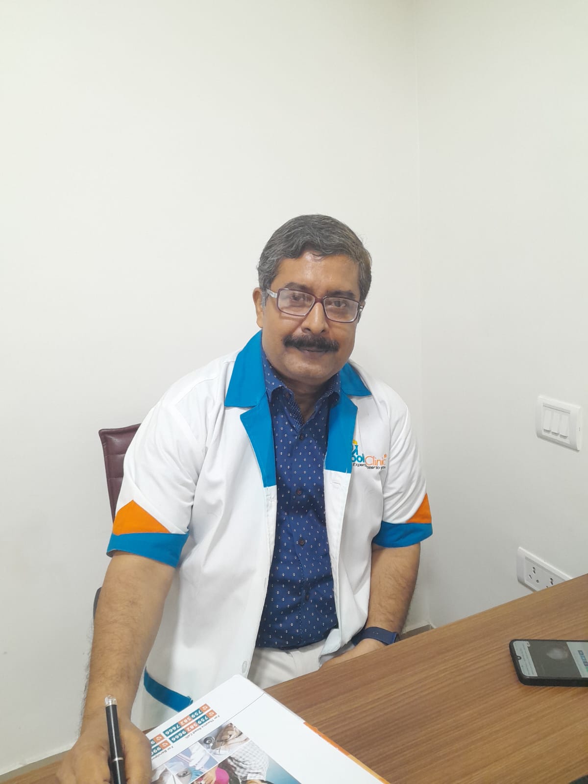 Dr. Suchibrata Das